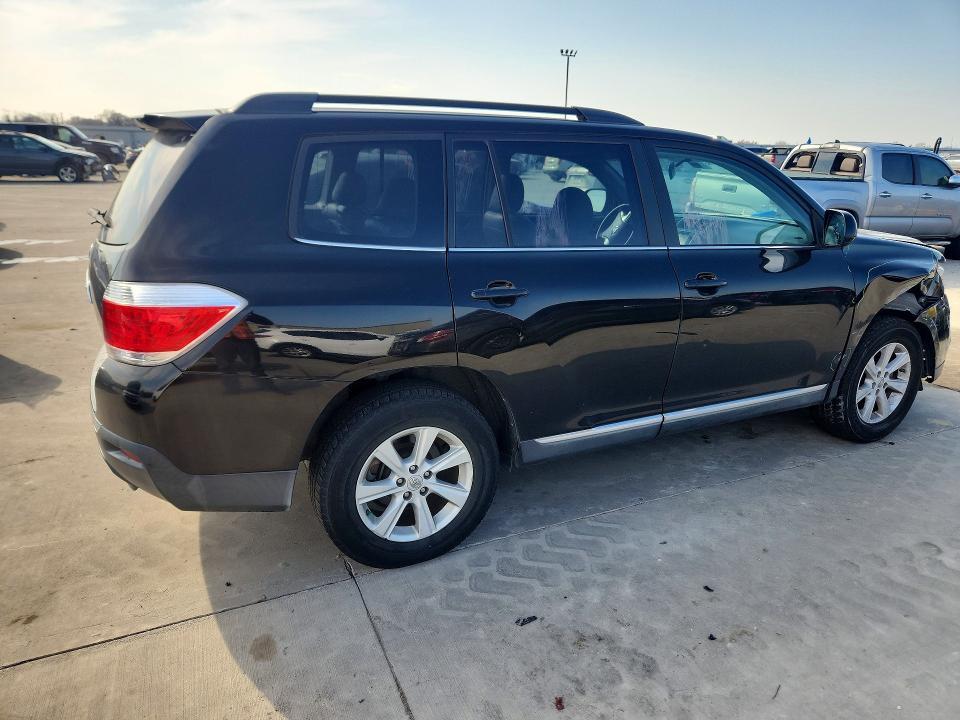2013 Toyota Highlander Base