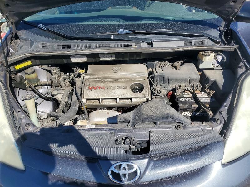 2006 Toyota Sienna xle 7 Passenger
