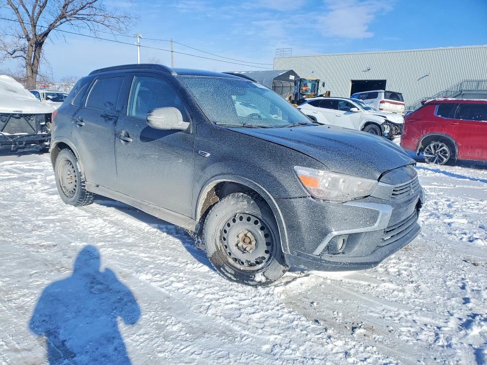 2017 Mitsubishi Rvr se Limited