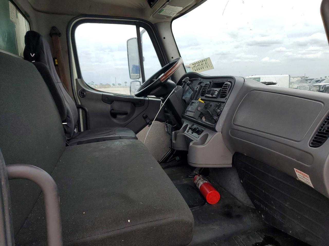 2015 Freightliner Business Class M2 Refrigerated BOX Truck