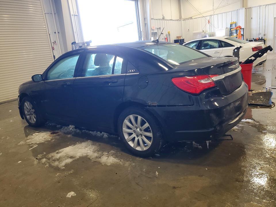 2013 Chrysler 200 s