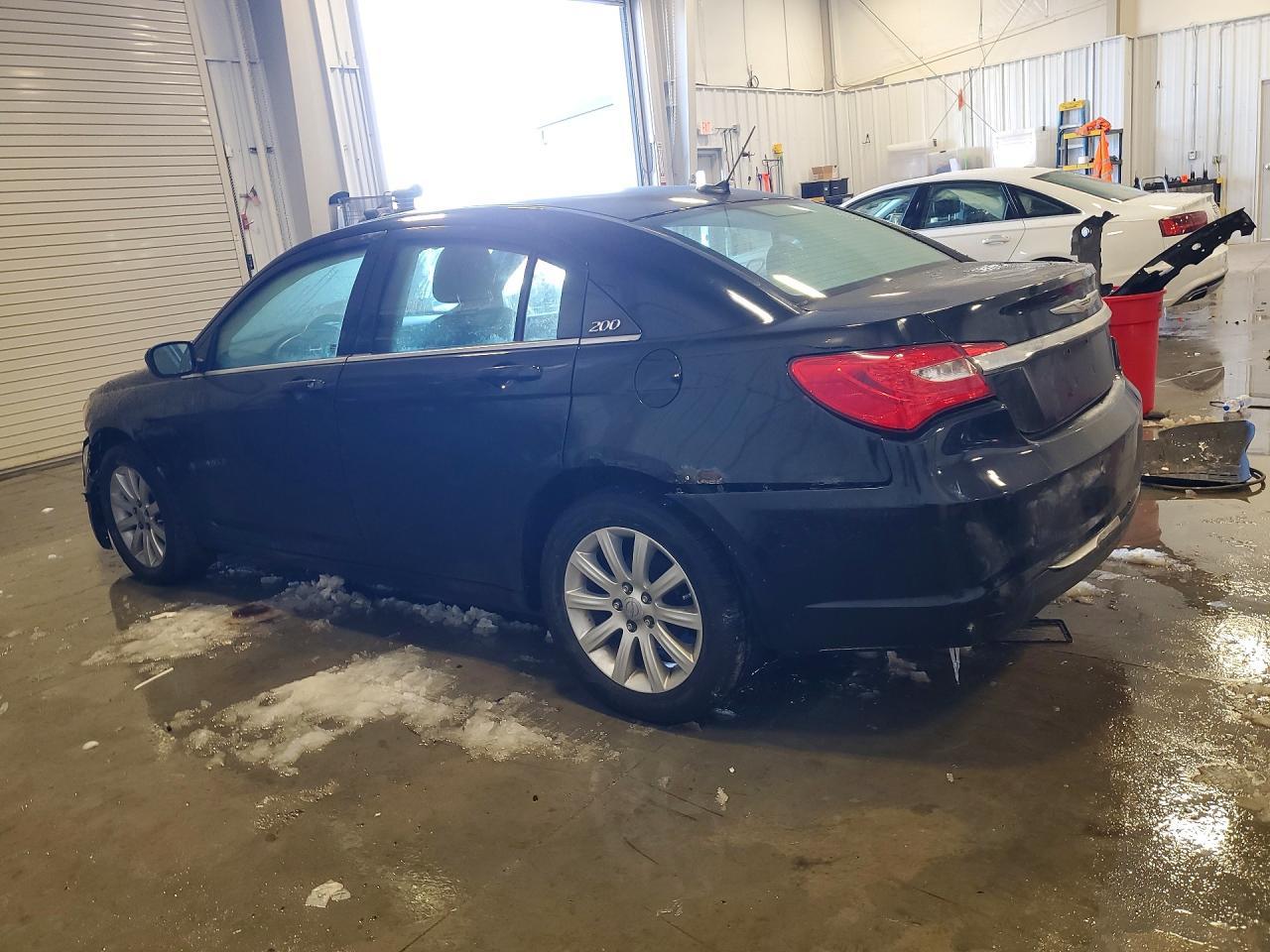 2013 Chrysler 200 s