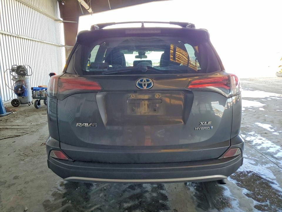 2018 Toyota Rav4 hv le