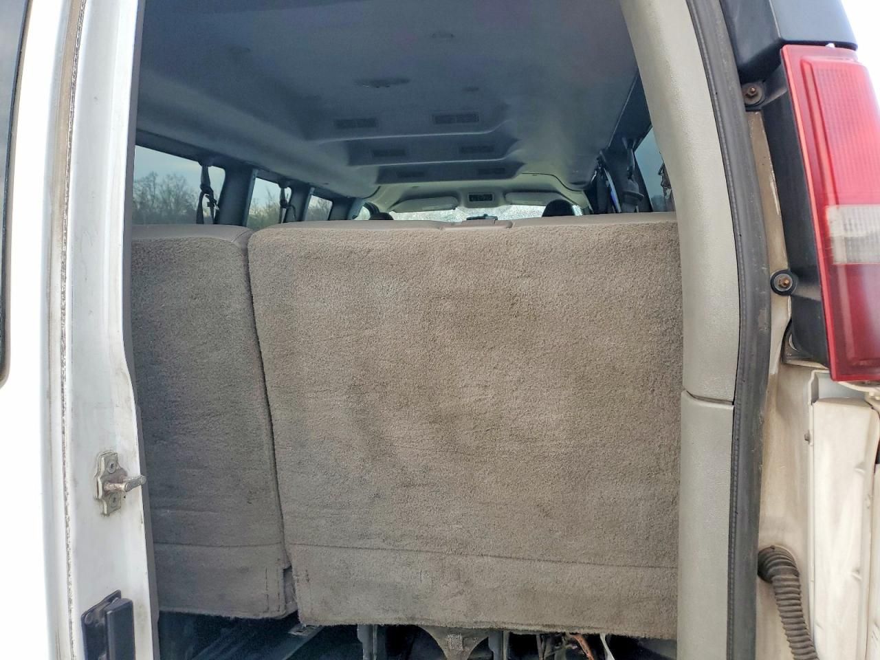 2017 Chevrolet Express G3500 LS