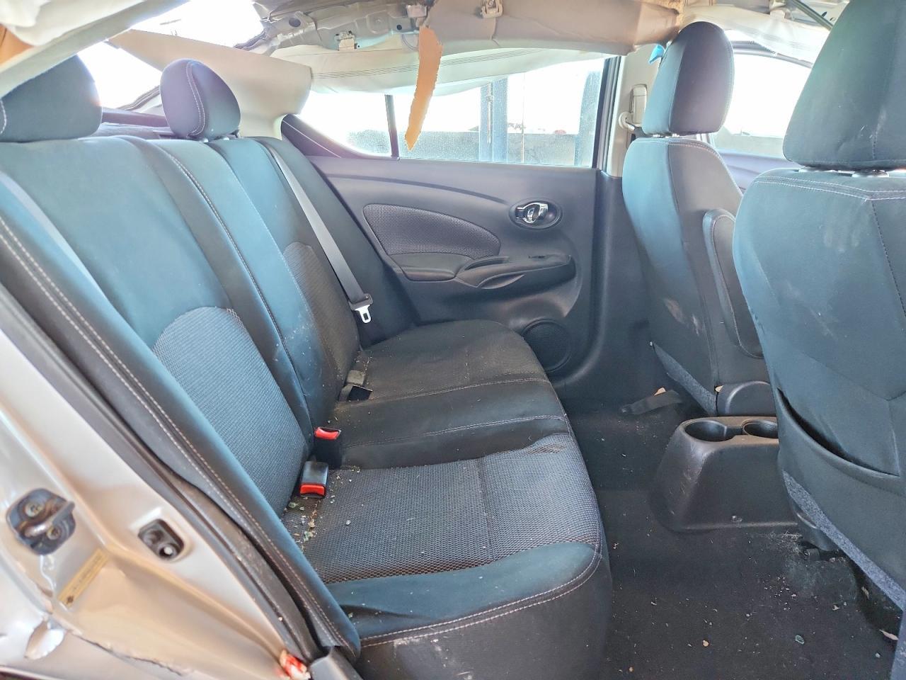 2019 Nissan Versa sv