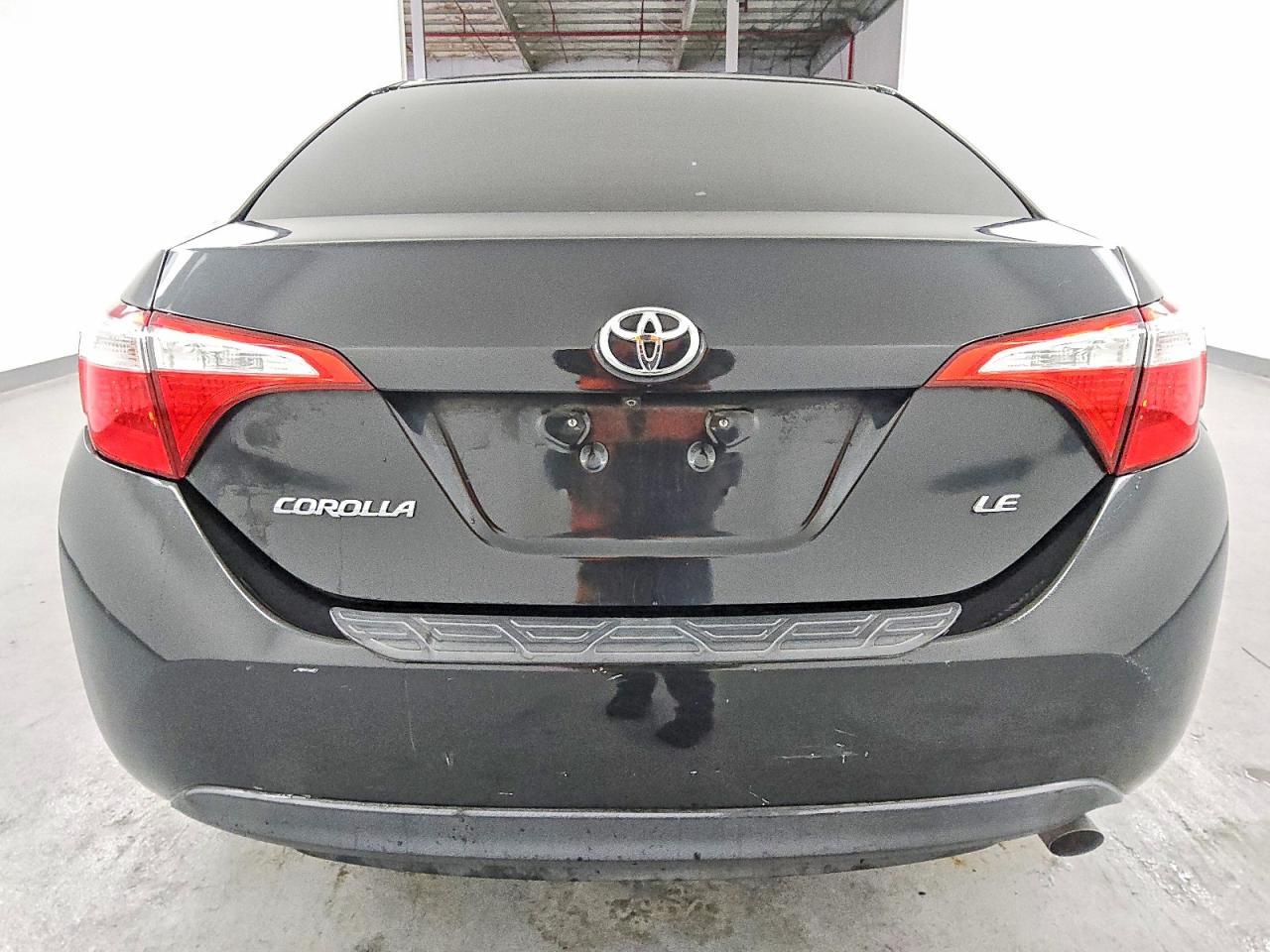 2015 Toyota Corolla le Plus