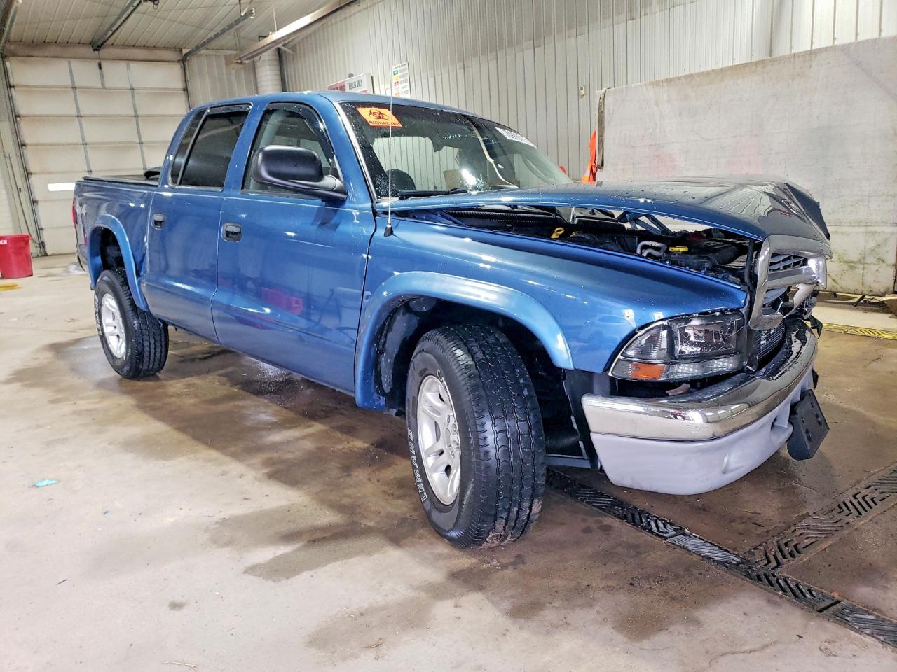 2004 Dodge Dakota Quad SLT
