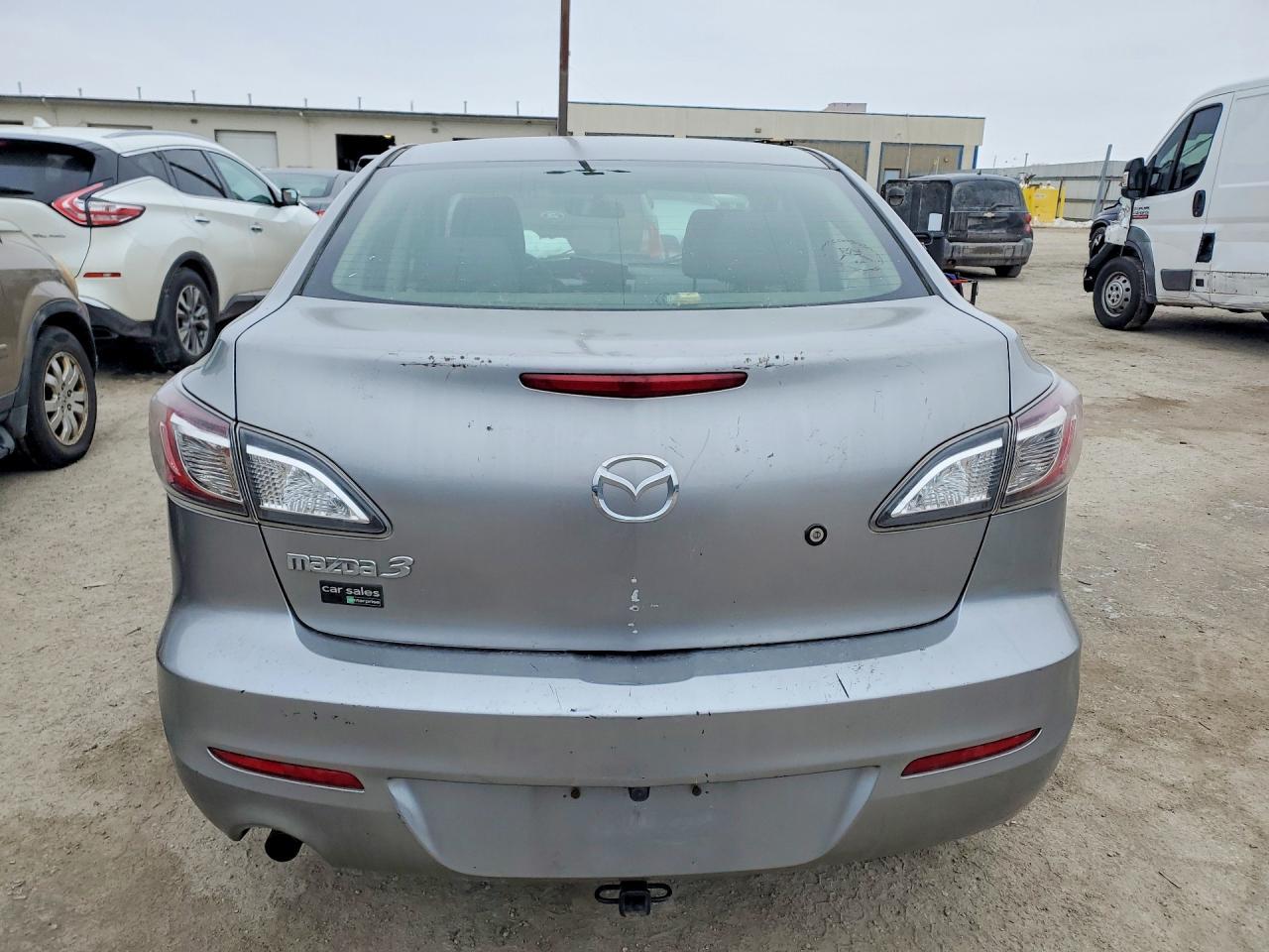 2013 Mazda 3 I