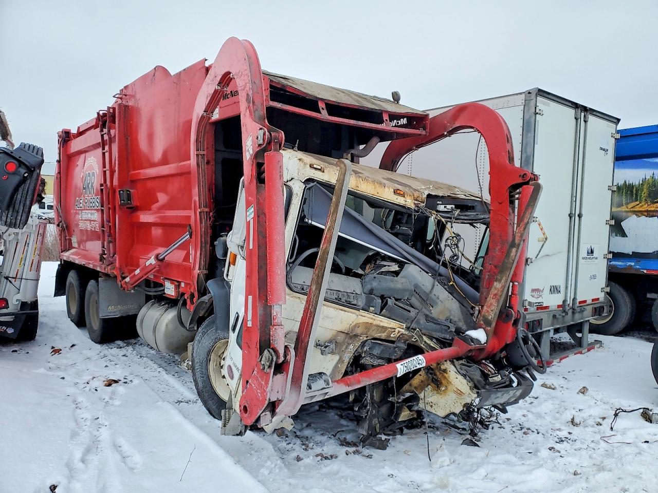 2019 Peterbilt 520