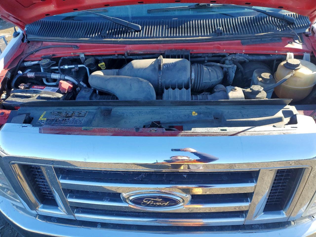 2013 Ford Econoline E350 Super Duty van