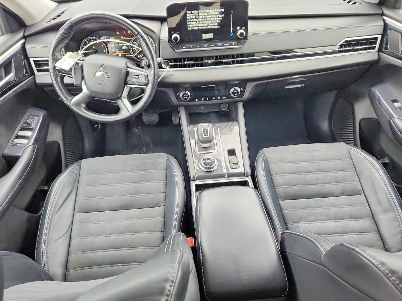 2022 Mitsubishi Outlander se