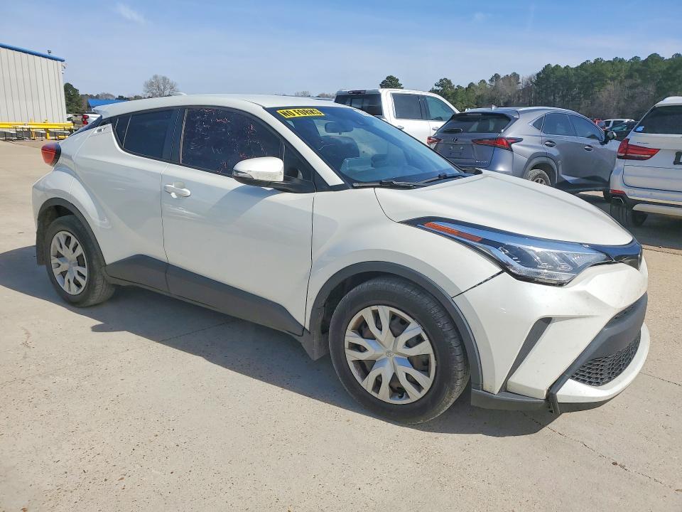 2020 Toyota C-hr le