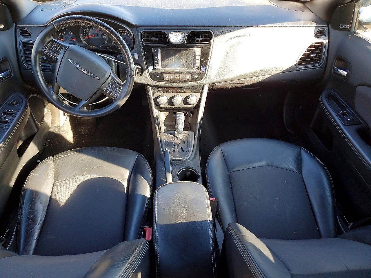 2013 Chrysler 200 Limited