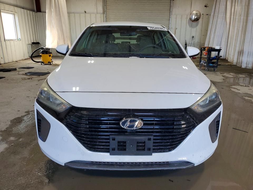 2017 Hyundai Ioniq Hybrid Blue