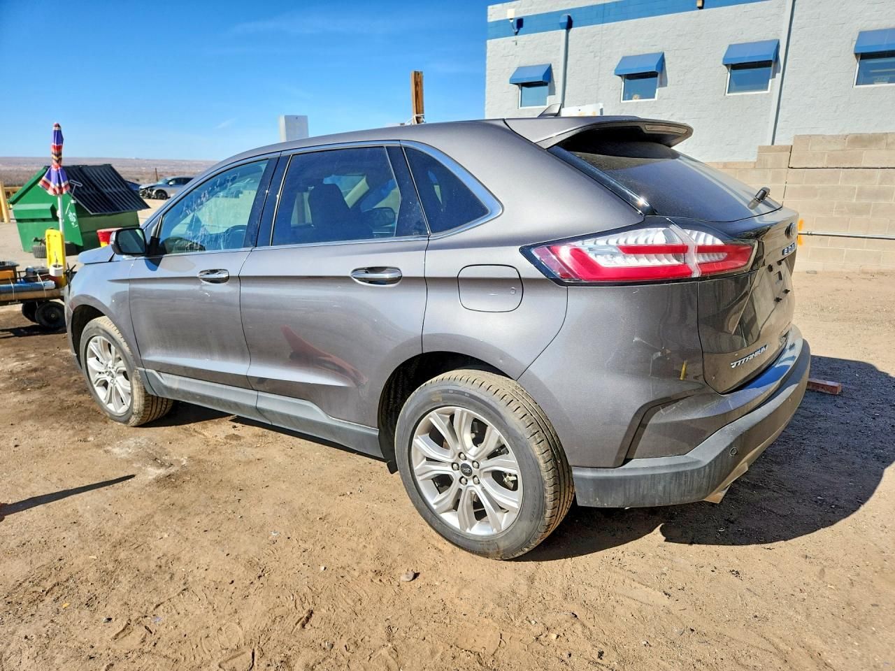 2023 Ford Edge Titanium