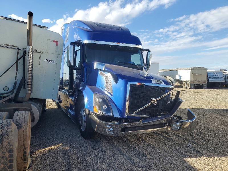2018 Volv O VNL Semi Truck
