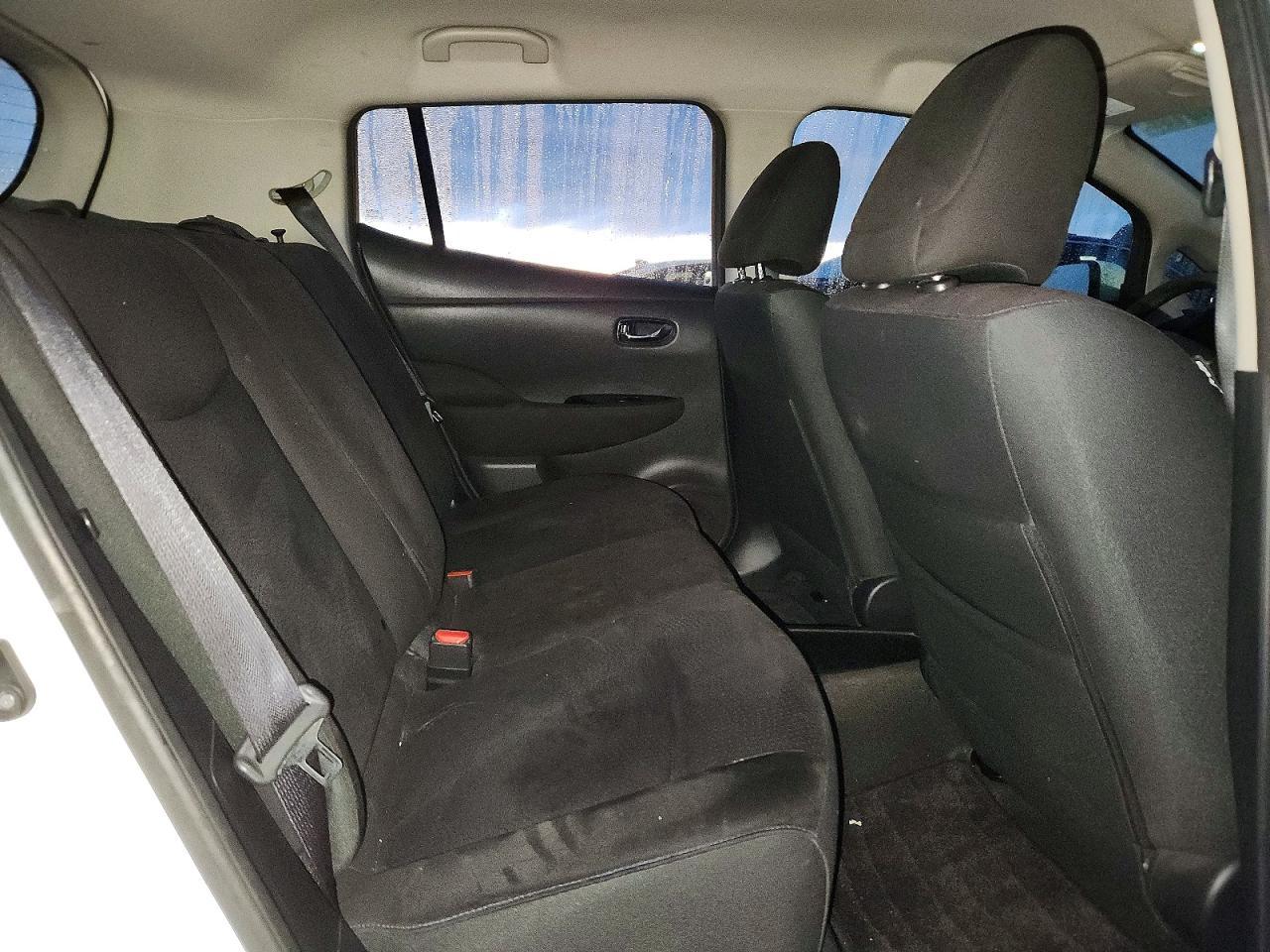 2015 Nissan Leaf s