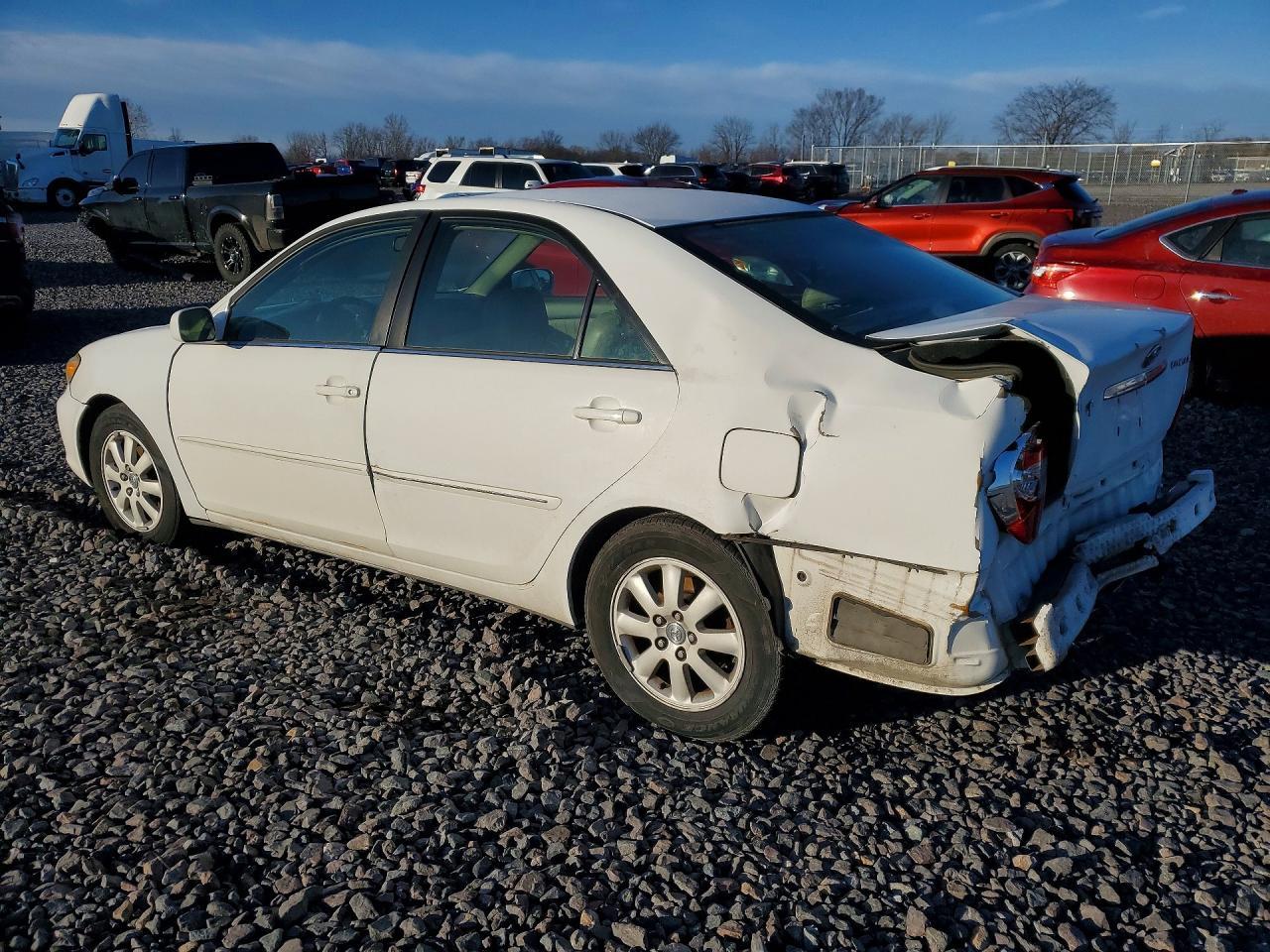 2004 Toyota Camry xle