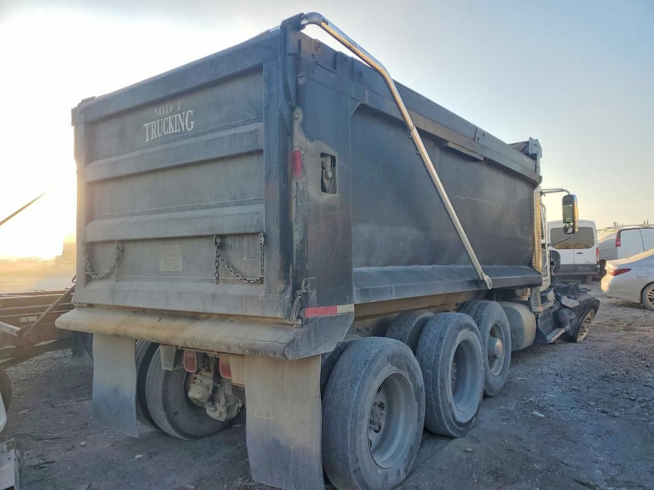 2015 Mack GU713 Dump Truck
