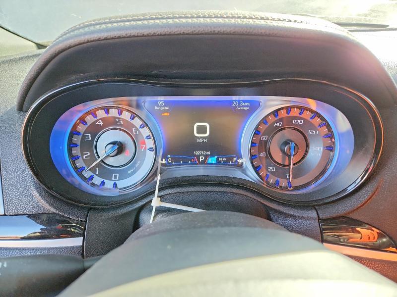 2018 Chrysler 300 s