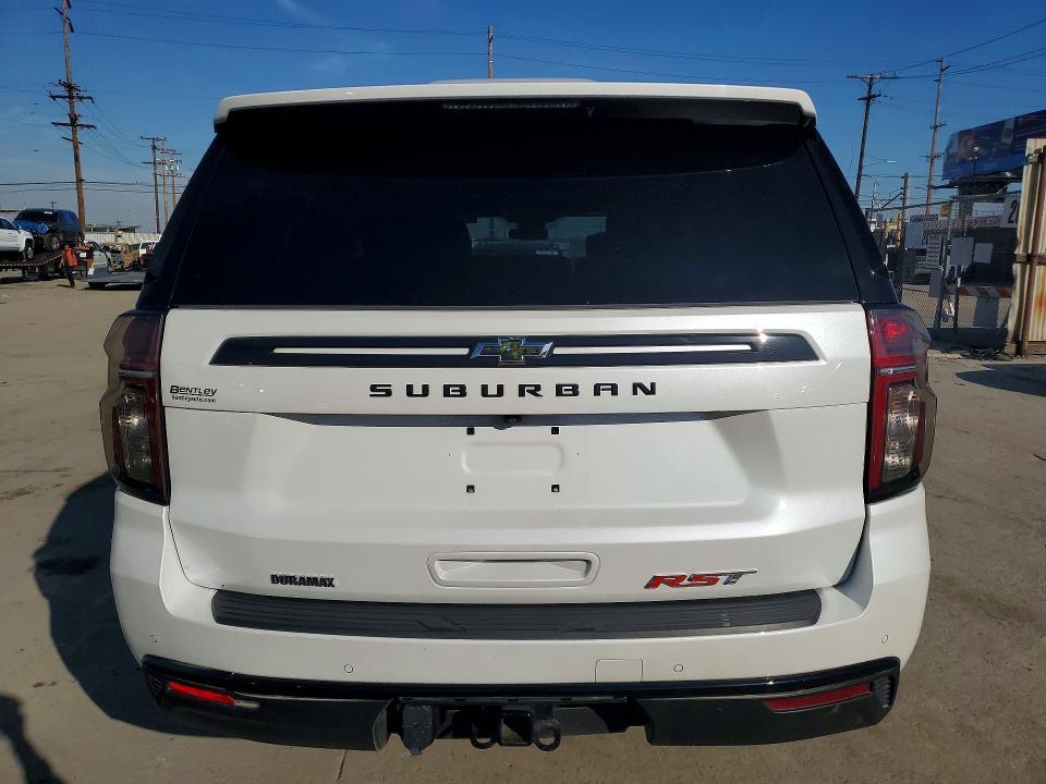 2023 Chevrolet Suburban C1500 rst