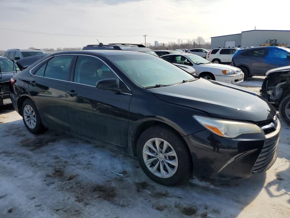 2017 Toyota Camry le