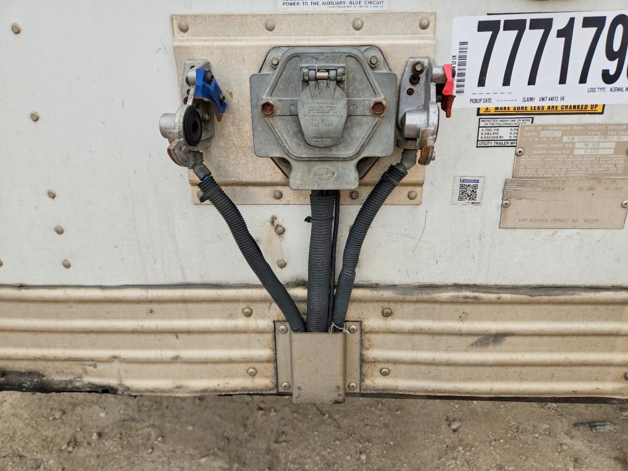 2014 Utility VS2DX DRY Van Trailer