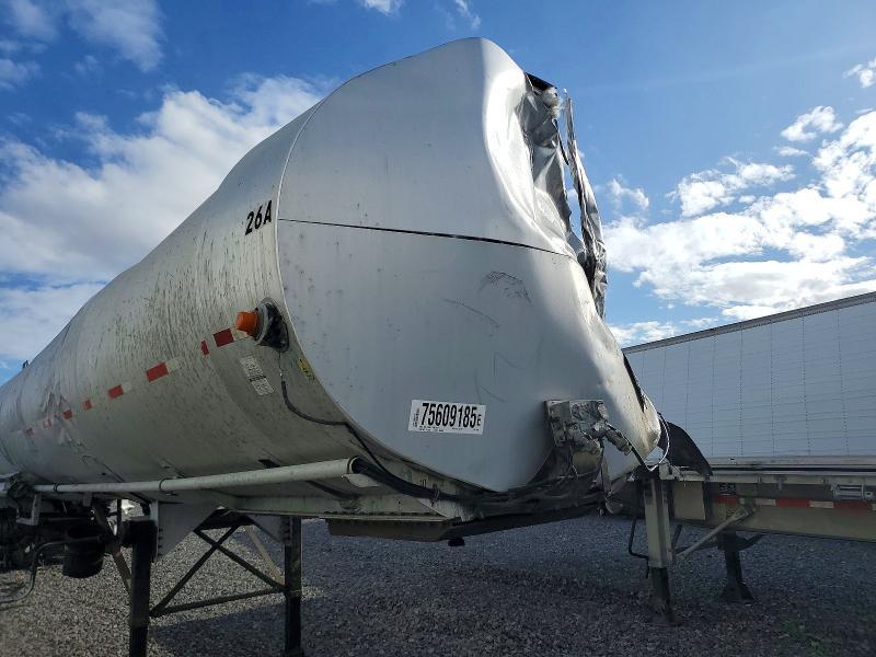 1974 Beall Trailer-Fuel Tank Trailer