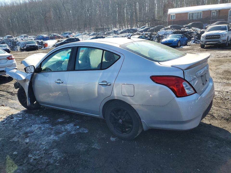 2019 Niss Versa