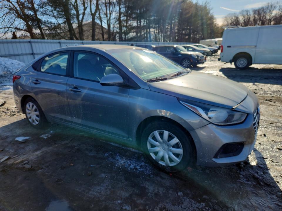 2022 Hyundai Accent se