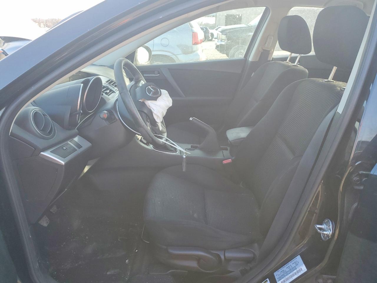 2013 Mazda 3 I