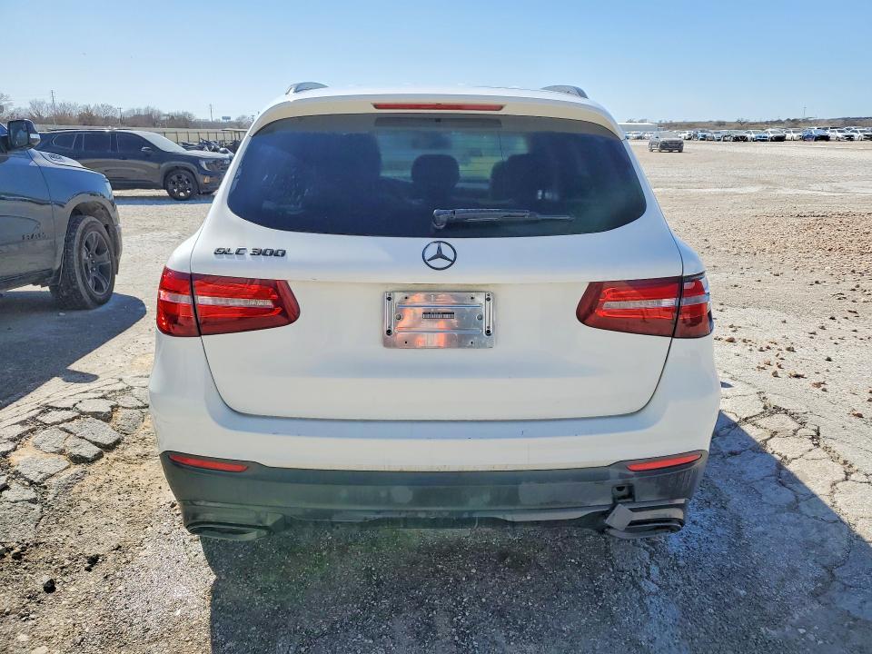 2017 Mercedes-Benz Glc 300