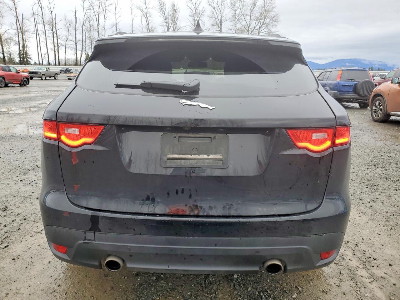 2017 Jaguar F-pace R-sport