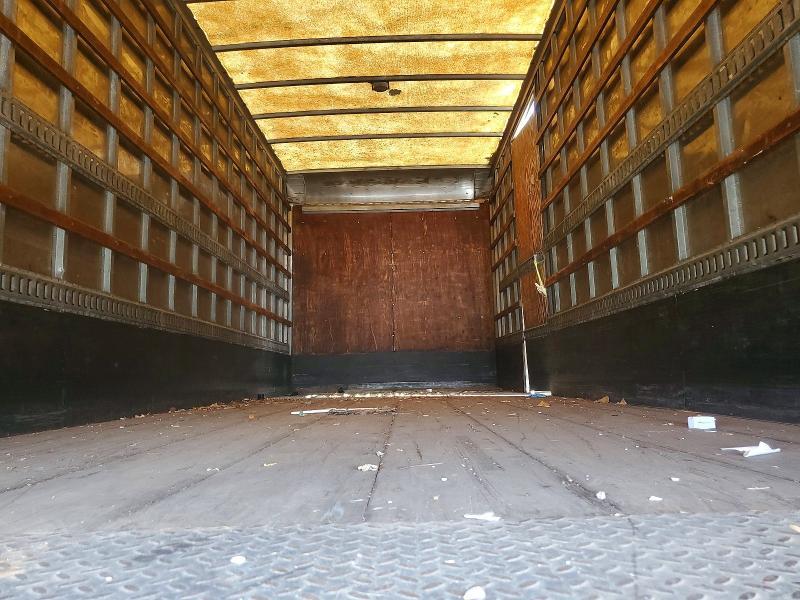 2005 International 4300 BOX Truck