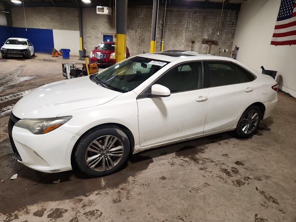 2016 Toyota Camry le