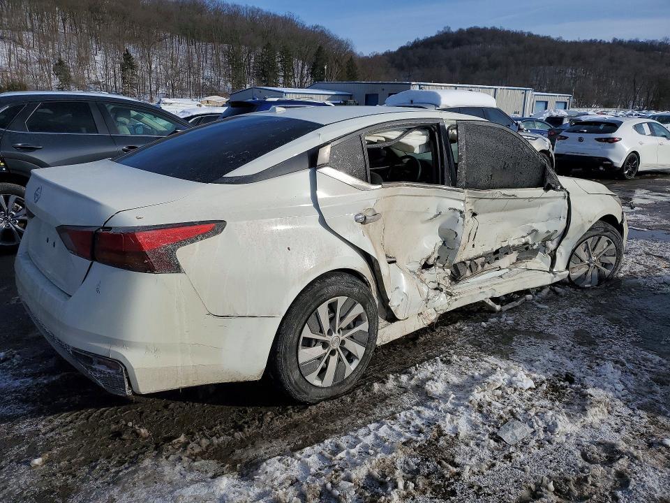 2020 Nissan Altima s