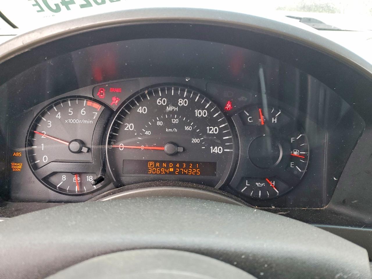 2004 Nissan Titan XE