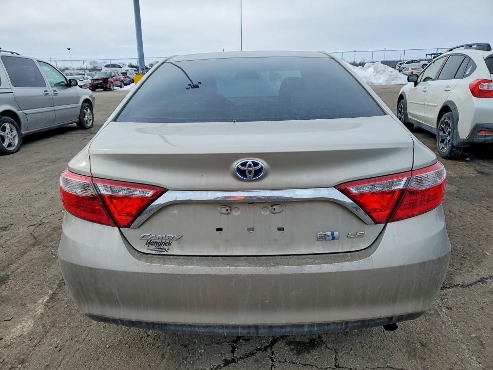 2015 Toyota Camry Hybrid