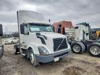 2017 Volvo VNL Semi Truck