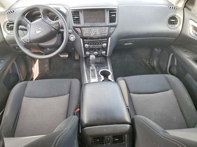 2018 Nissan Pathfinder s