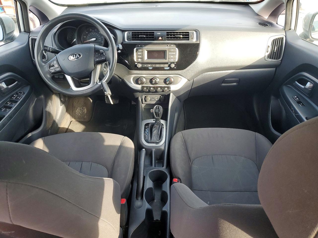 2017 KIA Rio lx