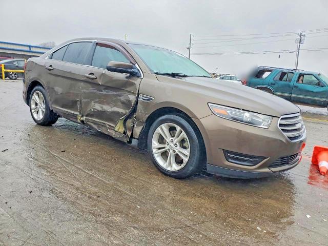 2015 Ford Taurus sel