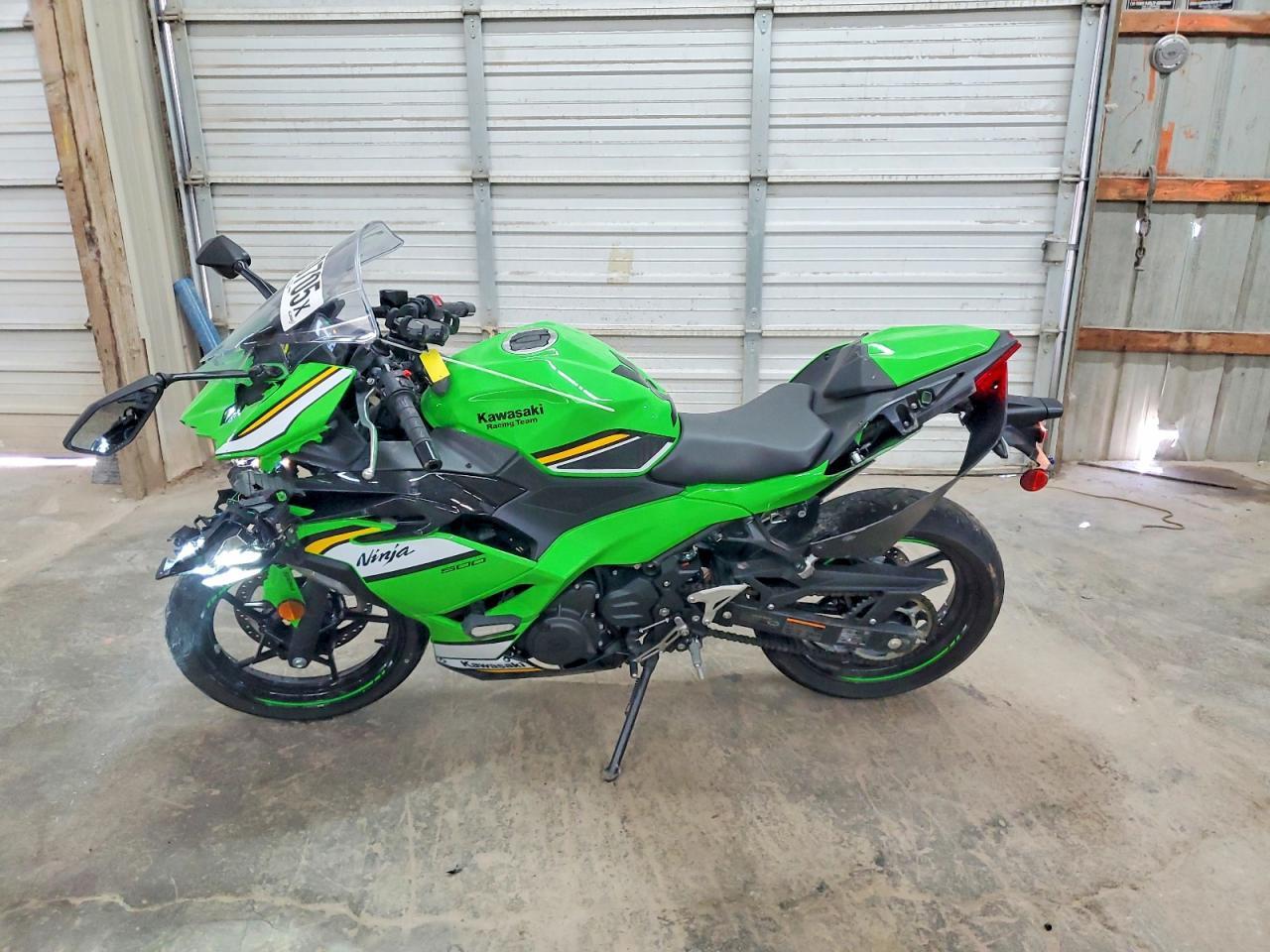 2025 Kawasaki EX500 A