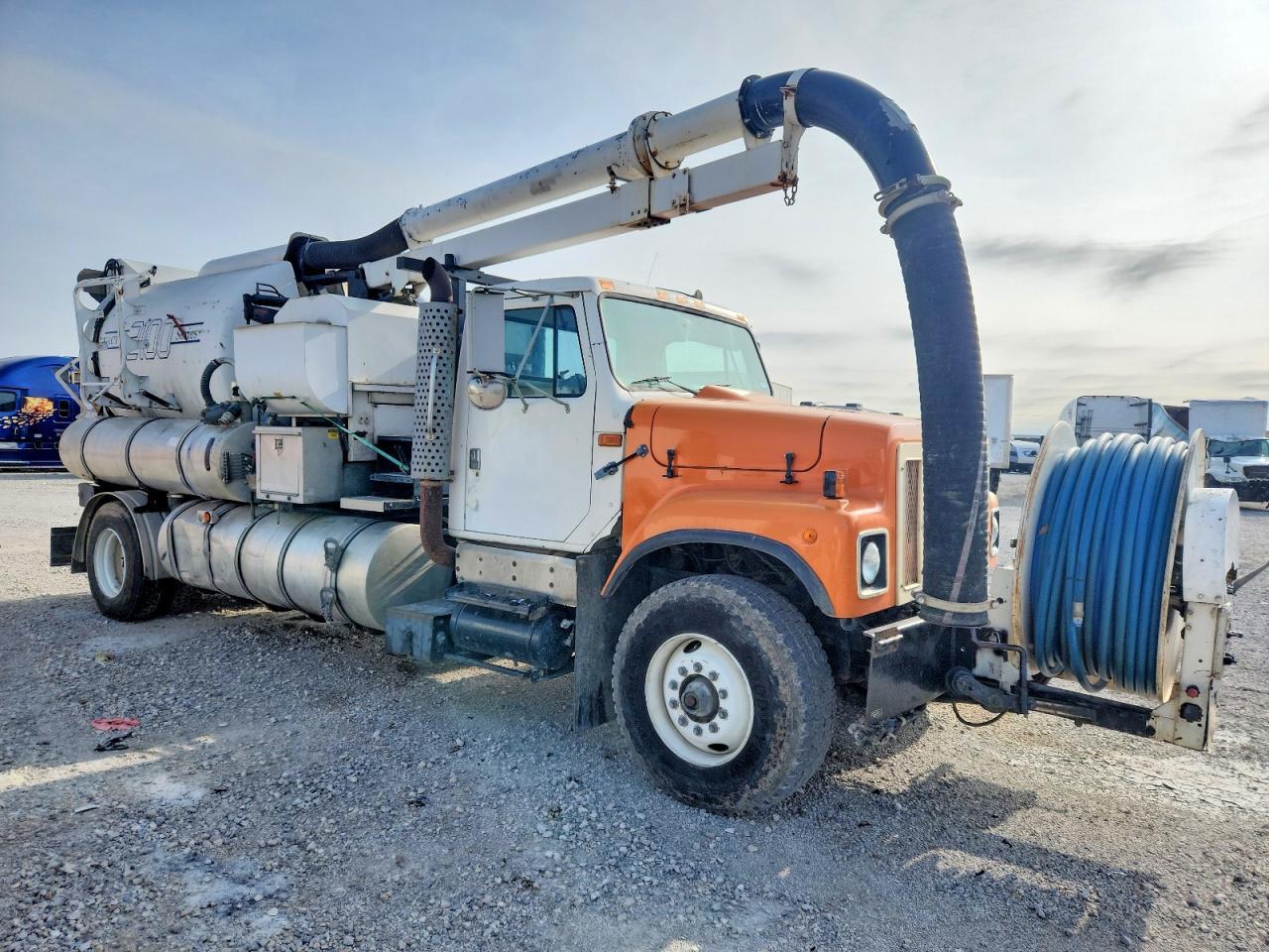1999 International 2554 Sewer Jetter Truck