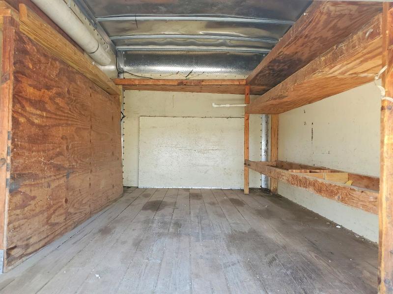2011 Ford E350 BOX Truck