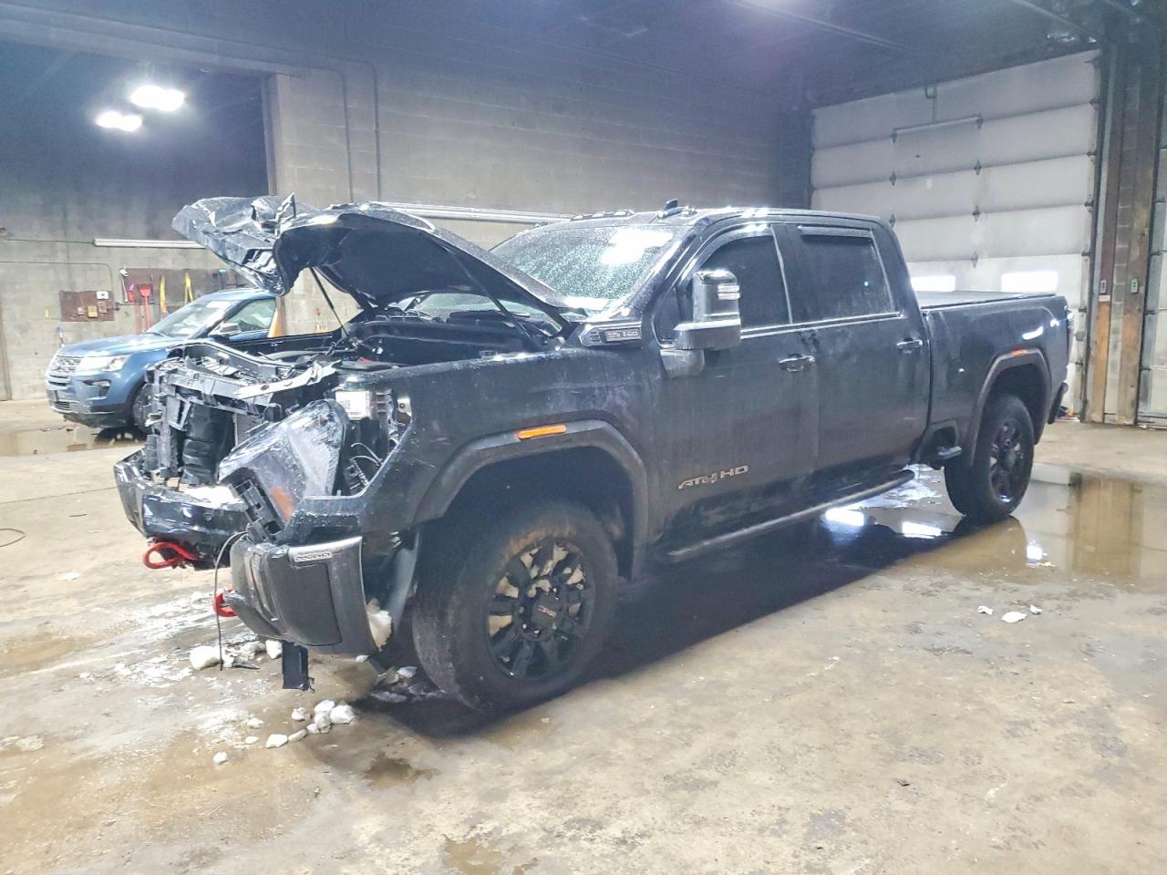 2025 GMC Sierra K2500 AT4