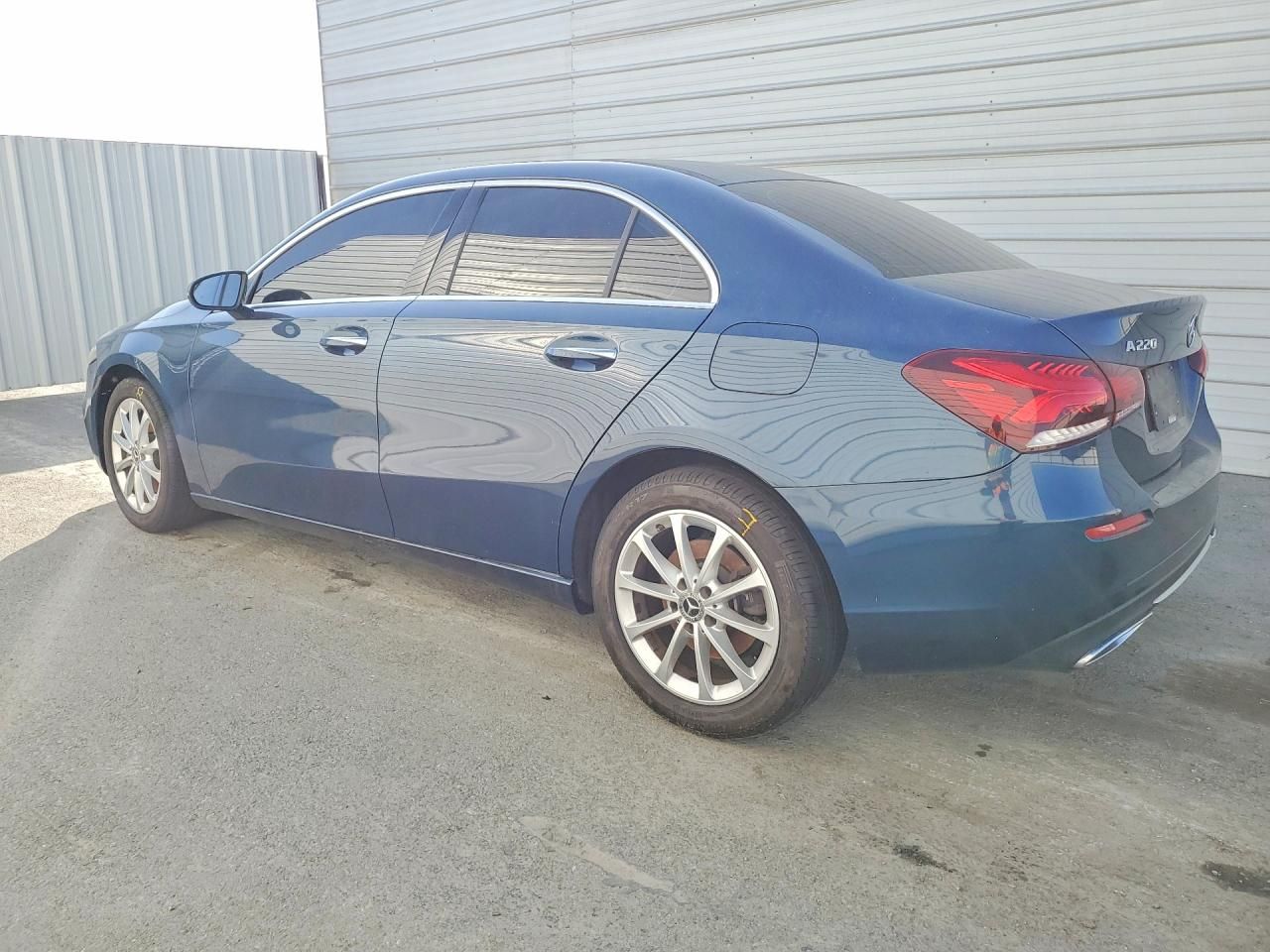 2019 Mercedes-Benz A 220