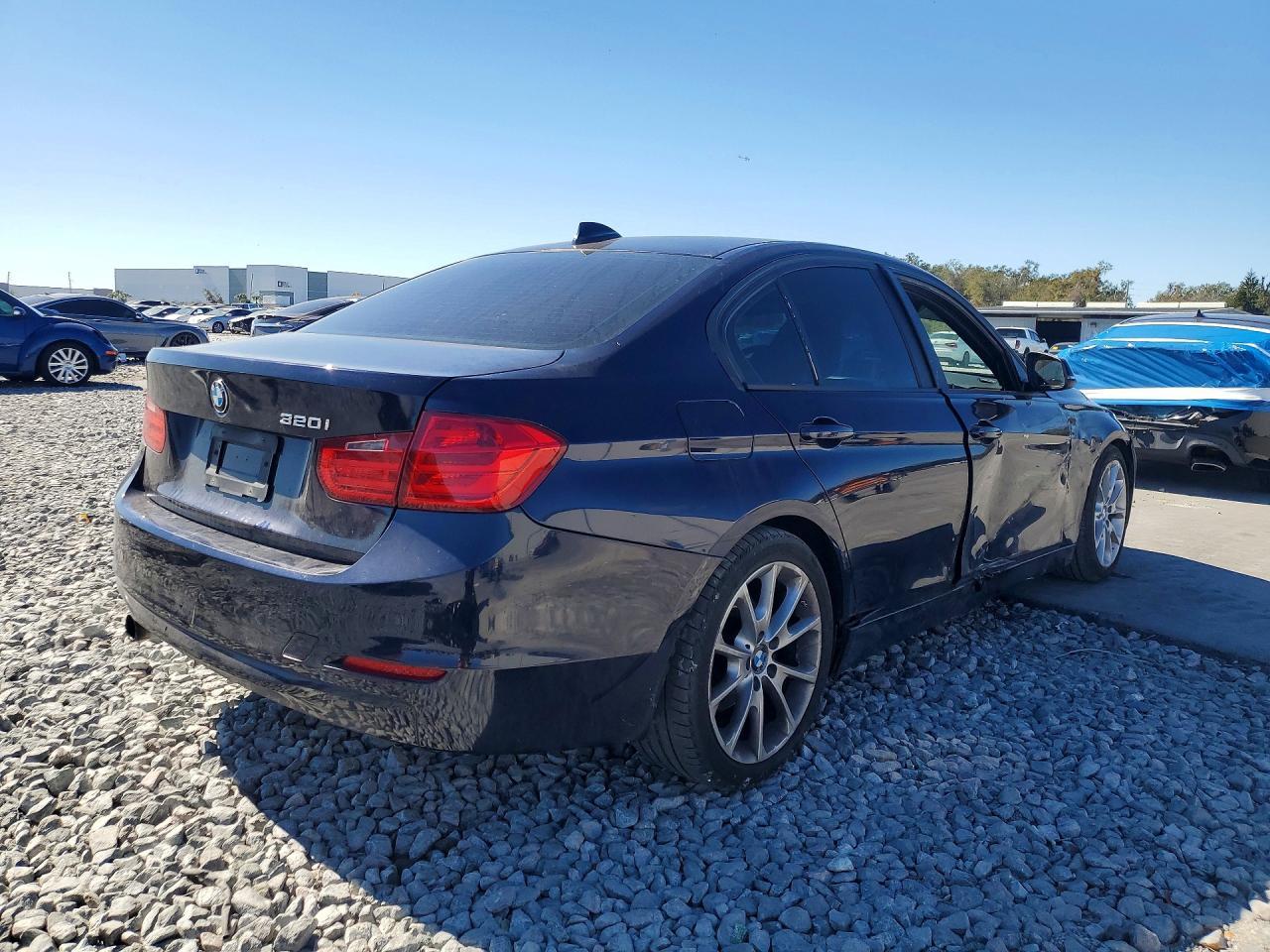 2014 BMW 320 i