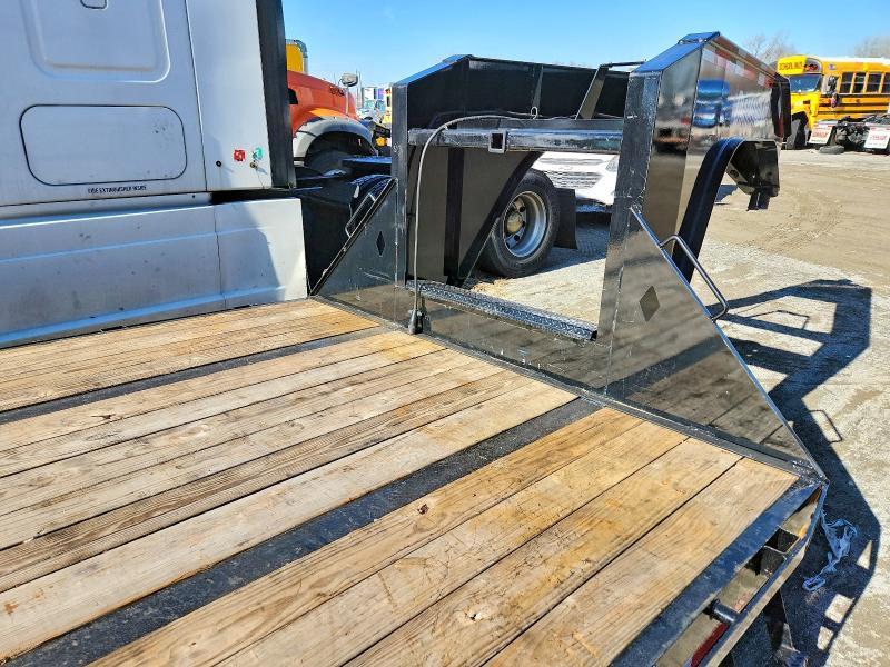 2022 Diamond C 2022 Roadclipper Equipment Trailer
