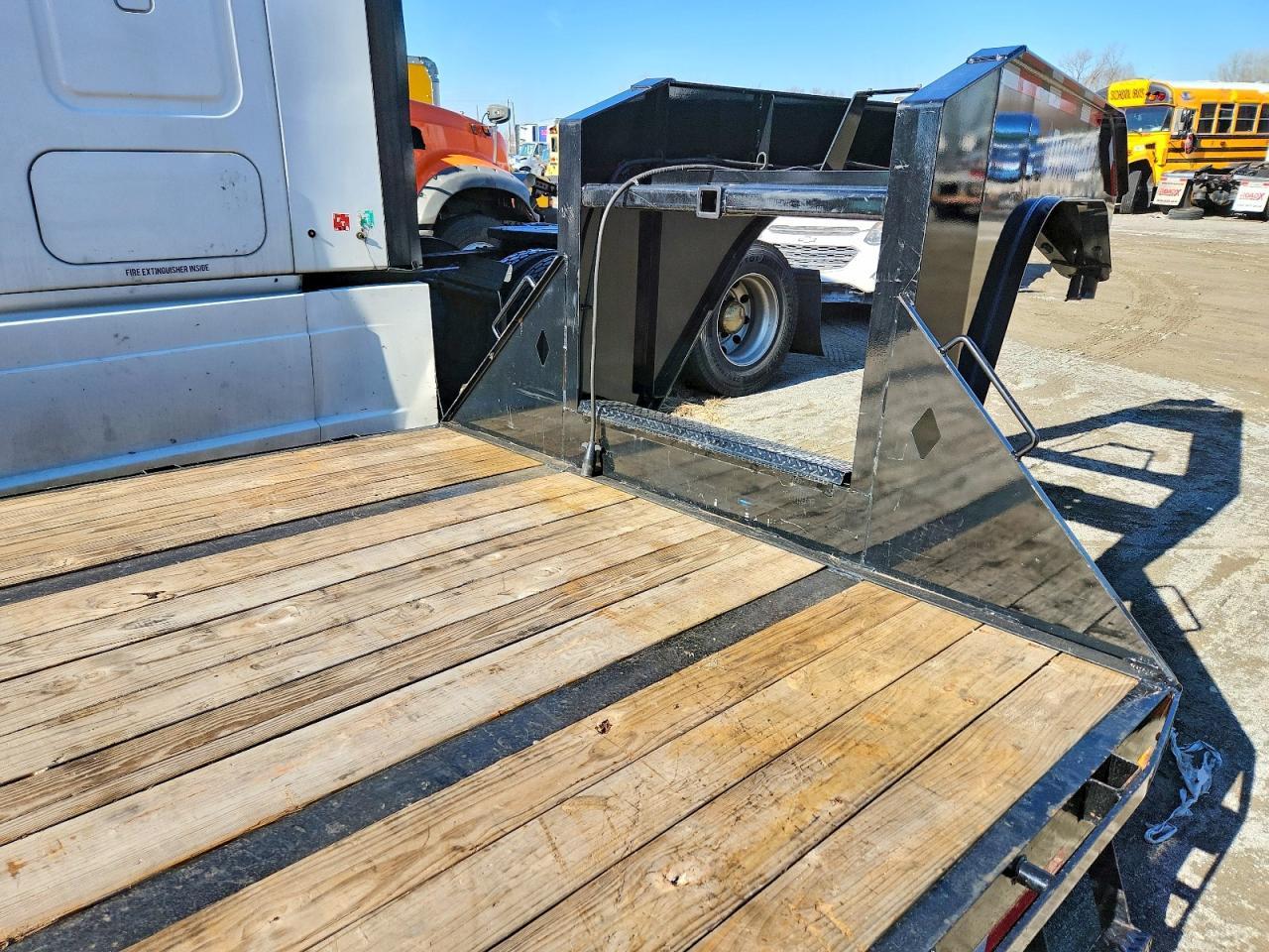 2022 Diamond C 2022 Roadclipper Equipment Trailer